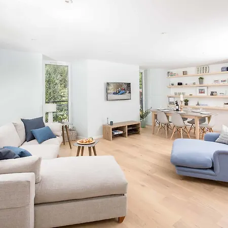 Clos Des Roches Apartment- All Year Шамоні