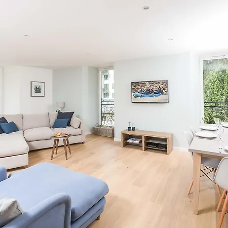 Апартаменти Clos Des Roches Apartment- All Year